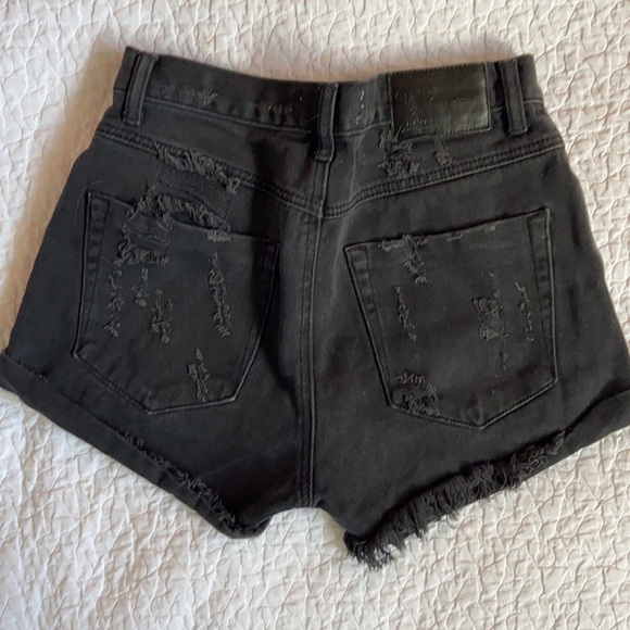 One by One Teaspoon Fox Black Hawks Shorts Size 25 - Picture 10 of 10